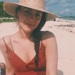 Meet your Posher, Victoria